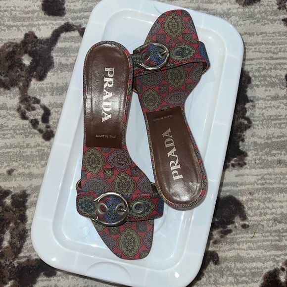 Prada Shoes - Prada chunk kitten heel